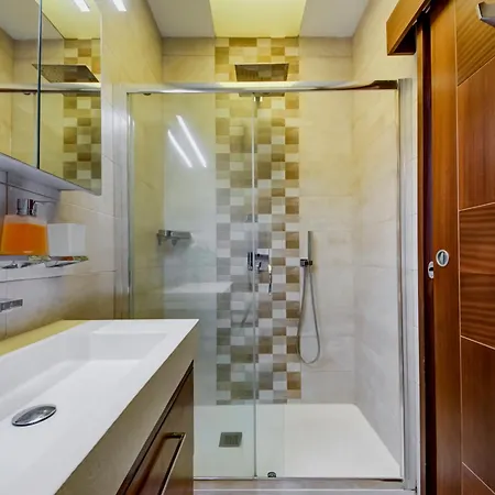 Literally 10 Minutes Away From Valletta Appartement